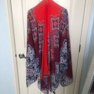 NWT- 🌺 Navy/coral patterned shall 🌺